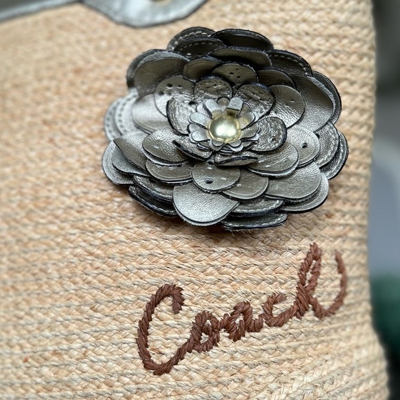 Coach Bleeker Natural Straw Metallic Bronze Floral Embroidered Logo Tote! - Picture 2 of 10